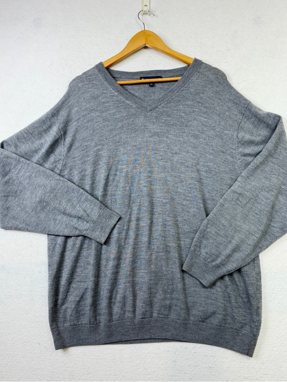 Hart Schaffner Marx Extra Fine Merino Wool Men’s Sweater Gray V Neck 3XT Preppy